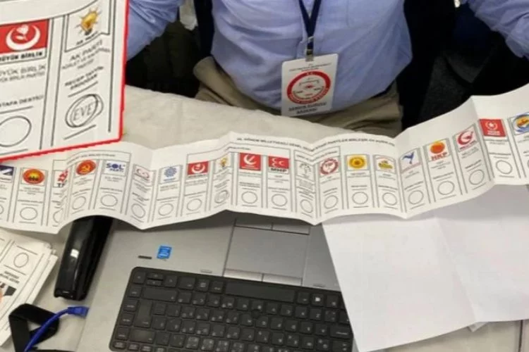 Açılmamış oy pusulalarıyla ilgili bomba iddia: AKP mührü çıktı