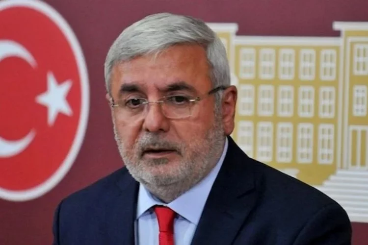 AKP’li Mehmet Metiner tepki çeken paylaşımını sildi