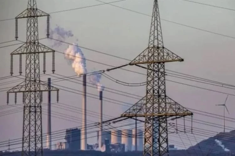 EPDK Başkanı Yılmaz: Elektrikte sanayi abonelerine yüzde 16 indirim yapıldı