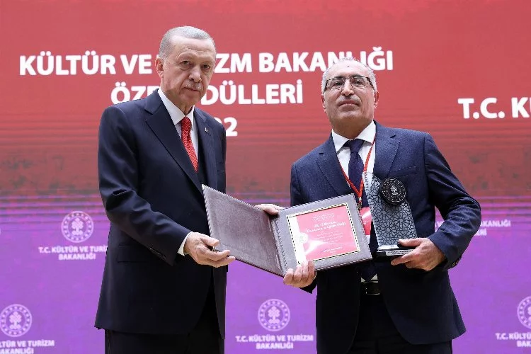 Erdoğan: "Bir toplum kültür ve sanat alanındaki birikimi kadar güçlüdür"