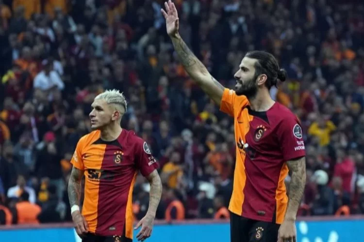 Galatasaray'da 4 futbolcu sarı kart sınırında