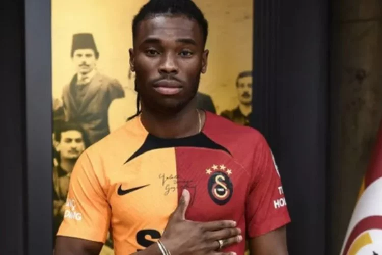Galatasaray'ın yeni transferi tarihe geçti