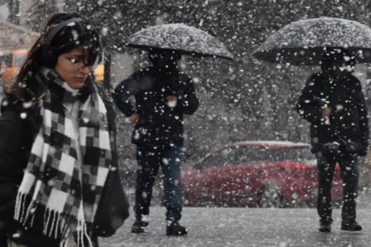 Hava durumu raporu güncellendi! İstanbul'a karın geleceği tarih