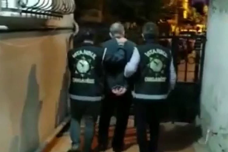 İstanbul'da FETÖ'nün güncel yapılanmasına operasyon: 35 gözaltı