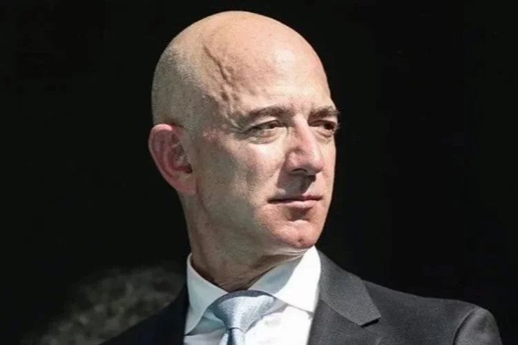 Jeff Bezos, servetini hayır kurumlarına mı bağışlayacak?