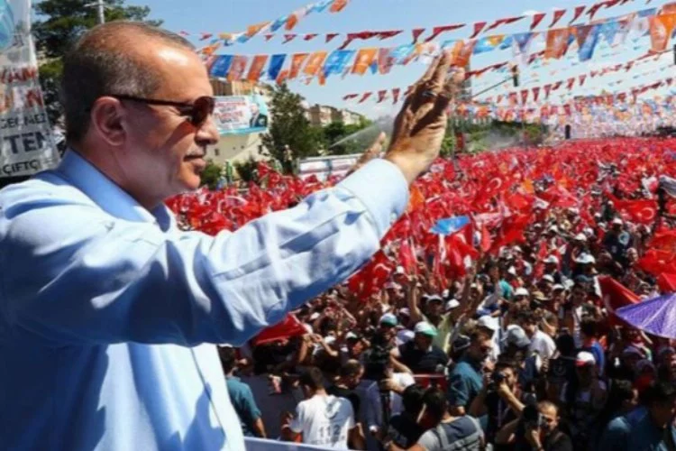 Oyları eriyen AKP yönetiminin tek umudu kaldı