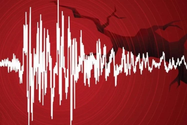 Pakistan'da 7.7 büyüklüğünde deprem