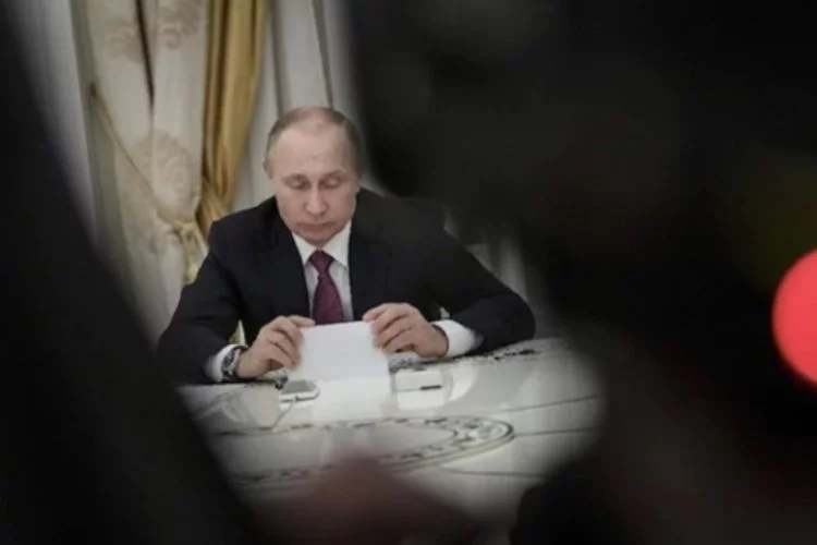 Putin köşeye sıkıştı: Kurmaylarıyla karşı karşıya gelmiş