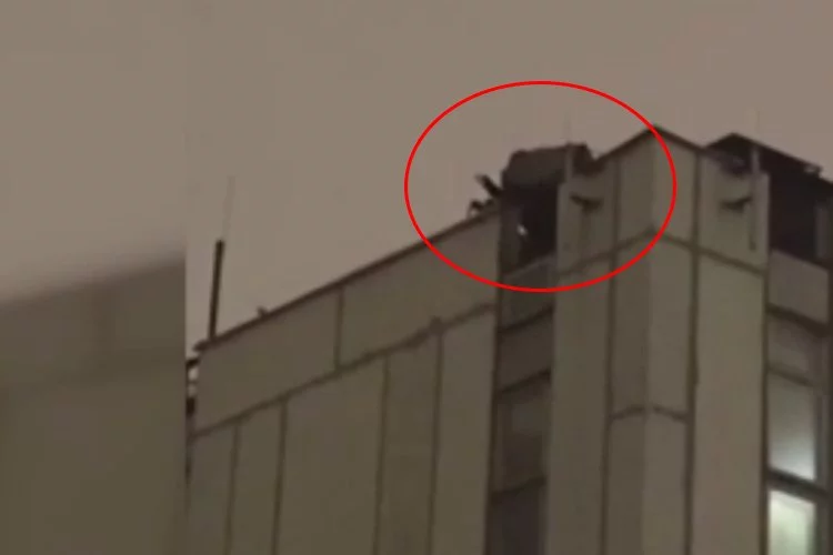 Rusya’da kamu binalarının çatılarına hava savunma sistemleri yerleştirildi