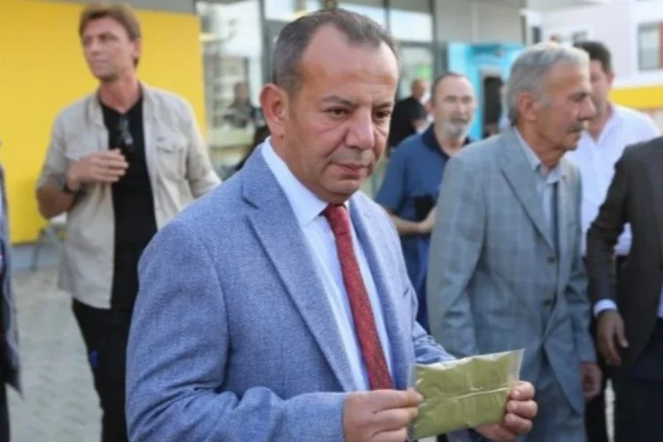 Tanju Özcan, HDP Genel Merkezi'ne kına gönderdi