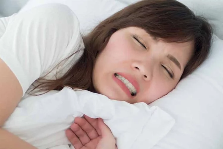Uyurken diş gıcırdatıyorsanız dikkat! Kritik uyarı
