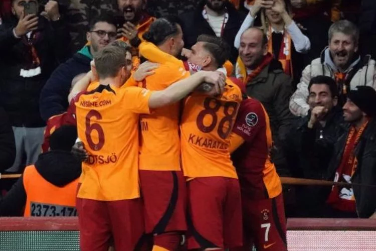 Zirvenin yeni sahibi Galatasaray